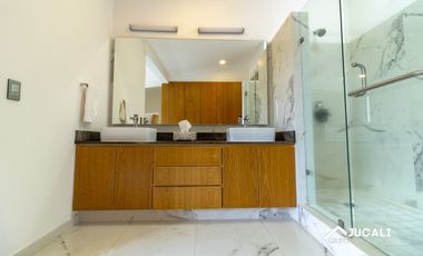 Casa en Venta en El Palomar Primera Sección, Tlajomulco de Zuñiga, Jalisco