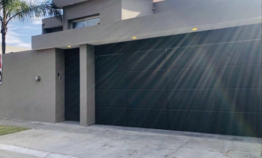 Casa en Venta en El Palomar Primera Sección, Tlajomulco de Zuñiga, Jalisco