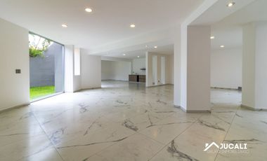 Casa en Venta en El Palomar Primera Sección, Tlajomulco de Zuñiga, Jalisco