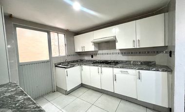 Casa en venta dentro de Coto Abeto, Fraccionamiento Los Olivos, Tlaquepaque, Jal