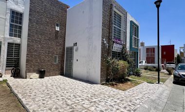 Casa en venta dentro de Coto Abeto, Fraccionamiento Los Olivos, Tlaquepaque, Jal