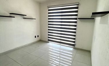 Casa en venta dentro de Coto Abeto, Fraccionamiento Los Olivos, Tlaquepaque, Jal