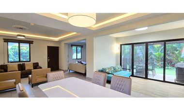 Se Vende Casa en River Valley con LOTE EXTRA y privilegiada Ubicación