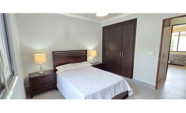 Se Vende Casa en River Valley con LOTE EXTRA y privilegiada Ubicación