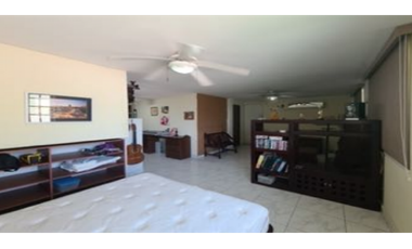 VILLA DE LAS FUENTES / 4 HABITACIONES / 521M / 2 NIVELES / TERRAZA