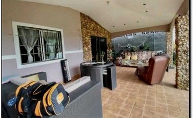 VENDO CASA EN LA CHORRERA ALTOS DEL CAMPO 3R
