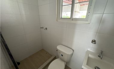 CASA EN VENTA -RESERVAS DE VERSALLES - REMATE BANCARIO