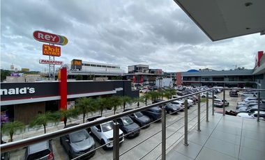 LOCAL / CENTENNIAL PLAZA / 60M / PISO 2 / FRENTE A MCDONALDS JC