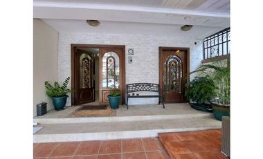 ALQUILER AMPLIA CASA SAN ANTONIO RESIDENCIAL QUINTAS DE VILLA FLOR VV