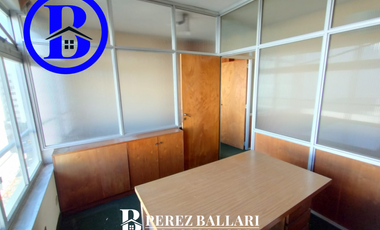 VENTA DE OFICINA - EDIFICIO PASAJE SACOA - ZONA CENTRO