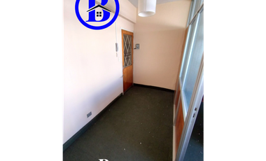 VENTA DE OFICINA - EDIFICIO PASAJE SACOA - ZONA CENTRO