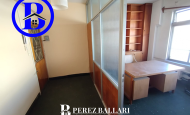 VENTA DE OFICINA - EDIFICIO PASAJE SACOA - ZONA CENTRO