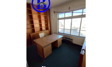 VENTA DE OFICINA - EDIFICIO PASAJE SACOA - ZONA CENTRO