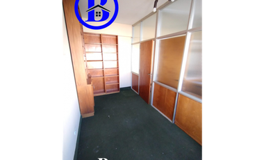 VENTA DE OFICINA - EDIFICIO PASAJE SACOA - ZONA CENTRO