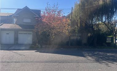 Chalet 5 ambientes. Barrio Güemes