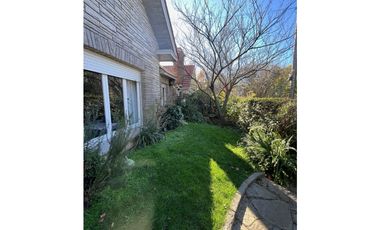 Chalet 5 ambientes. Barrio Güemes