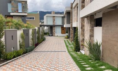Nayón- Urb. Altavista de Nayón. Renta casa 3 dorm.