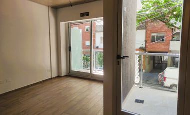 Venta monoambiente 2 balcones Nuñez