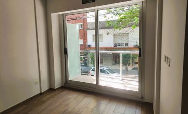 Venta monoambiente 2 balcones Nuñez
