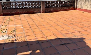OPORTUNIDAD VENTA PH A RECICLAR! EN PALOMAR HAEDO