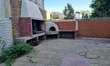 CASA INTERNA  3 DORMITORIOS EN CAPITAL