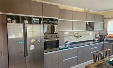 CASA DE CATEGORIA. B° PRIVADO LA MARTINICA. POCITO