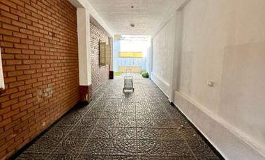 Casa en alquiler en Ramos Mejia Sur