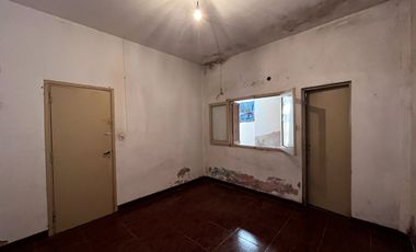 Venta PH PB 2 amb Apto Credi a REFACCIONAR Caseros