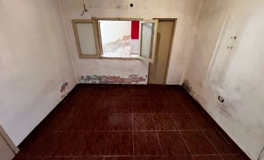 Venta PH PB 2 amb Apto Credi a REFACCIONAR Caseros