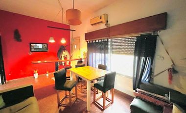 CASA 4 AMBIENTES VENTA ESCALADA BUENA UBICACION