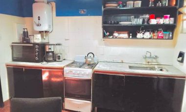 CASA 4 AMBIENTES VENTA ESCALADA BUENA UBICACION