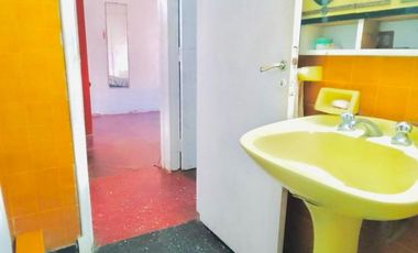 CASA 4 AMBIENTES VENTA ESCALADA BUENA UBICACION