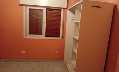 VENTA CASA 3AMB/2LOCALES FRENTE EN CLAYPOLE