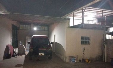 VENTA CASA 3AMB/2LOCALES FRENTE EN CLAYPOLE