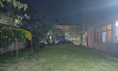 VENTA CASA 3AMB/2LOCALES FRENTE EN CLAYPOLE