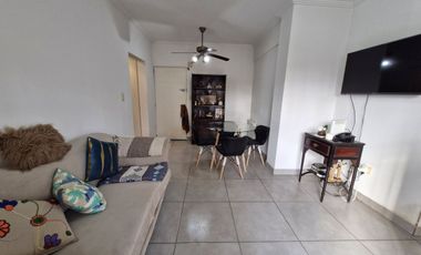 Departamento 2 ambientes Lanús balcon