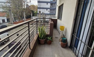 Departamento 2 ambientes Lanús balcon