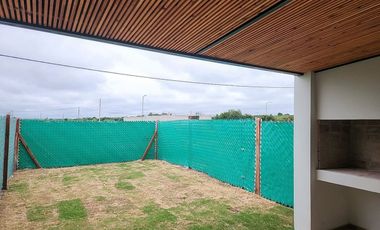 VENTA DUPLEX A ESTRENAR 2 DORMITORIOS EN DOCTA