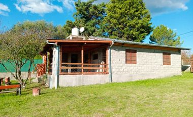 SE ALQUILA CASA 2 DORMITORIOS EN VILLA GIARDINO