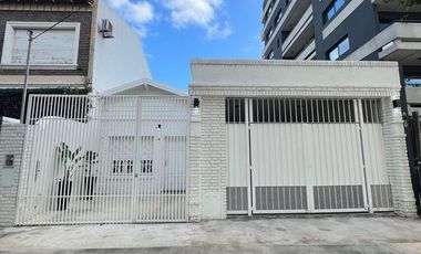 VENTA CASA 3 AMB - ITUZAINGO CENTRO