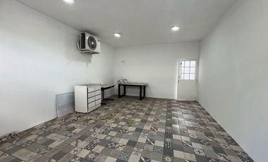 VENTA CASA 3 AMB - ITUZAINGO CENTRO