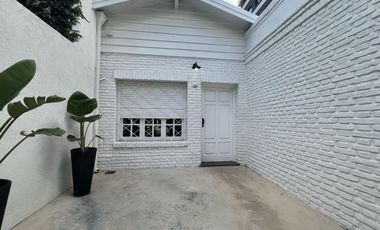 VENTA CASA 3 AMB - ITUZAINGO CENTRO