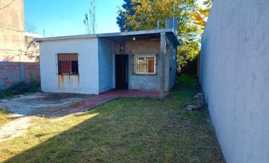 MORON LOTE 300 METROS CASA 3 AMBIENTES OPORTUNIDAD