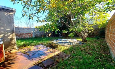 MORON LOTE 300 METROS CASA 3 AMBIENTES OPORTUNIDAD