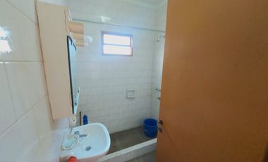 MORON LOTE 300 METROS CASA 3 AMBIENTES OPORTUNIDAD