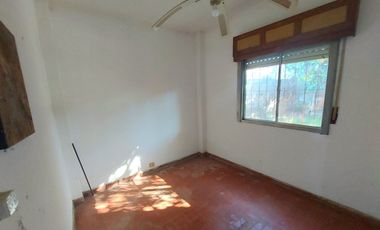 MORON LOTE 300 METROS CASA 3 AMBIENTES OPORTUNIDAD