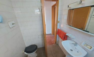 MORON LOTE 300 METROS CASA 3 AMBIENTES OPORTUNIDAD