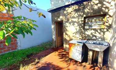 MORON LOTE 300 METROS CASA 3 AMBIENTES OPORTUNIDAD