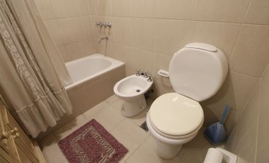 VENTA CASA 5 AMBIENTES CON PILETA MONTE GRANDE