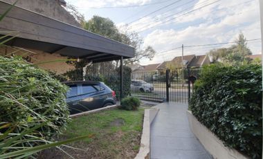 VENTA CASA 5 AMBIENTES CON PILETA MONTE GRANDE